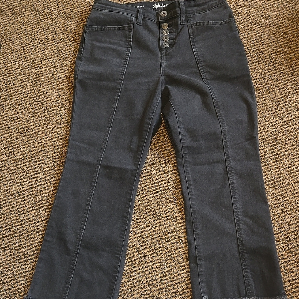 Style & Co. Petite crop black flare distressed skinny Jeans denim